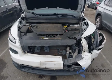 2017 Jeep Cherokee Latitude 4X4 from USA, damaged, VIN 1C4PJMCS2HW583857